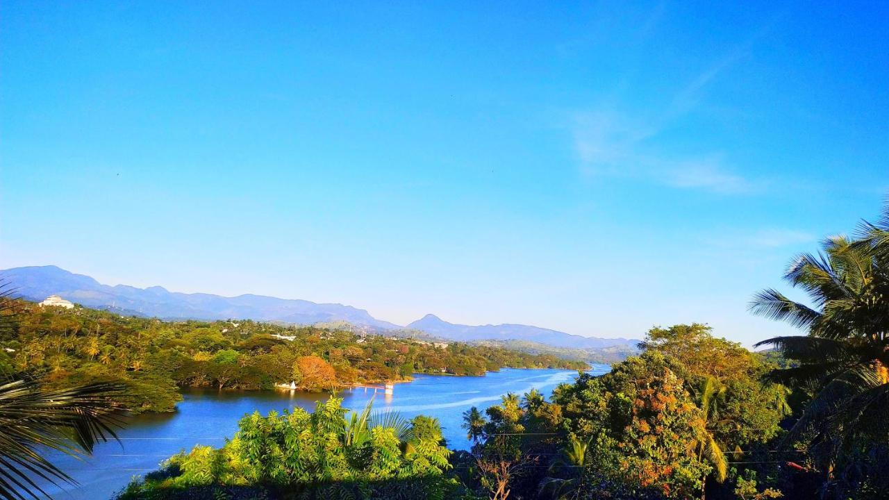 Mahaweli View Inn Kandy Dış mekan fotoğraf