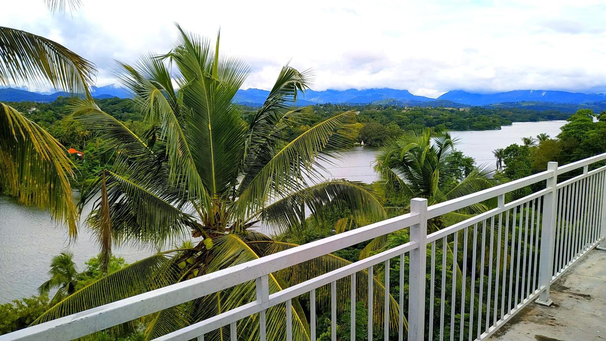 Mahaweli View Inn Kandy Dış mekan fotoğraf