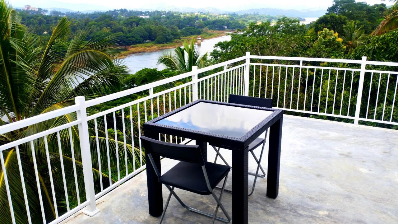 Mahaweli View Inn Kandy Dış mekan fotoğraf