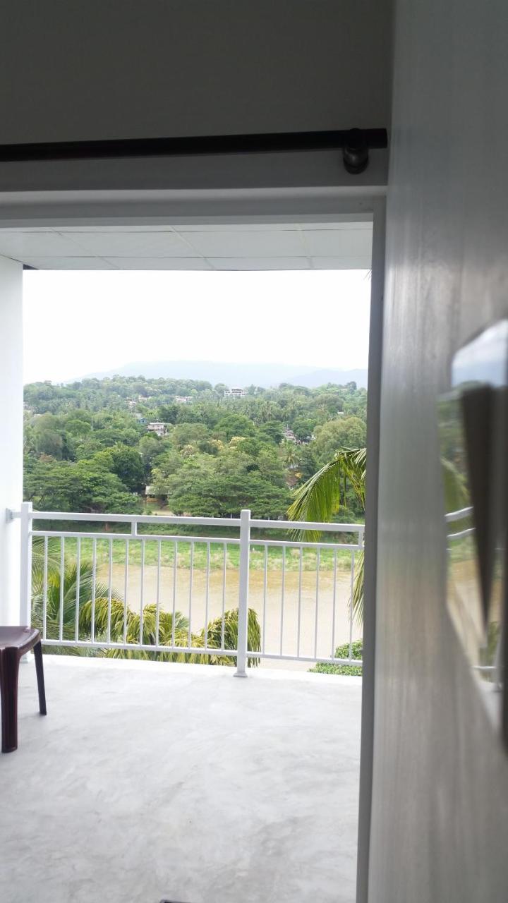 Mahaweli View Inn Kandy Dış mekan fotoğraf