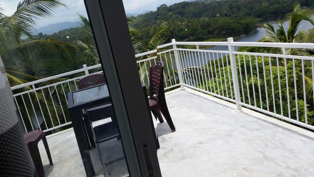 Mahaweli View Inn Kandy Dış mekan fotoğraf