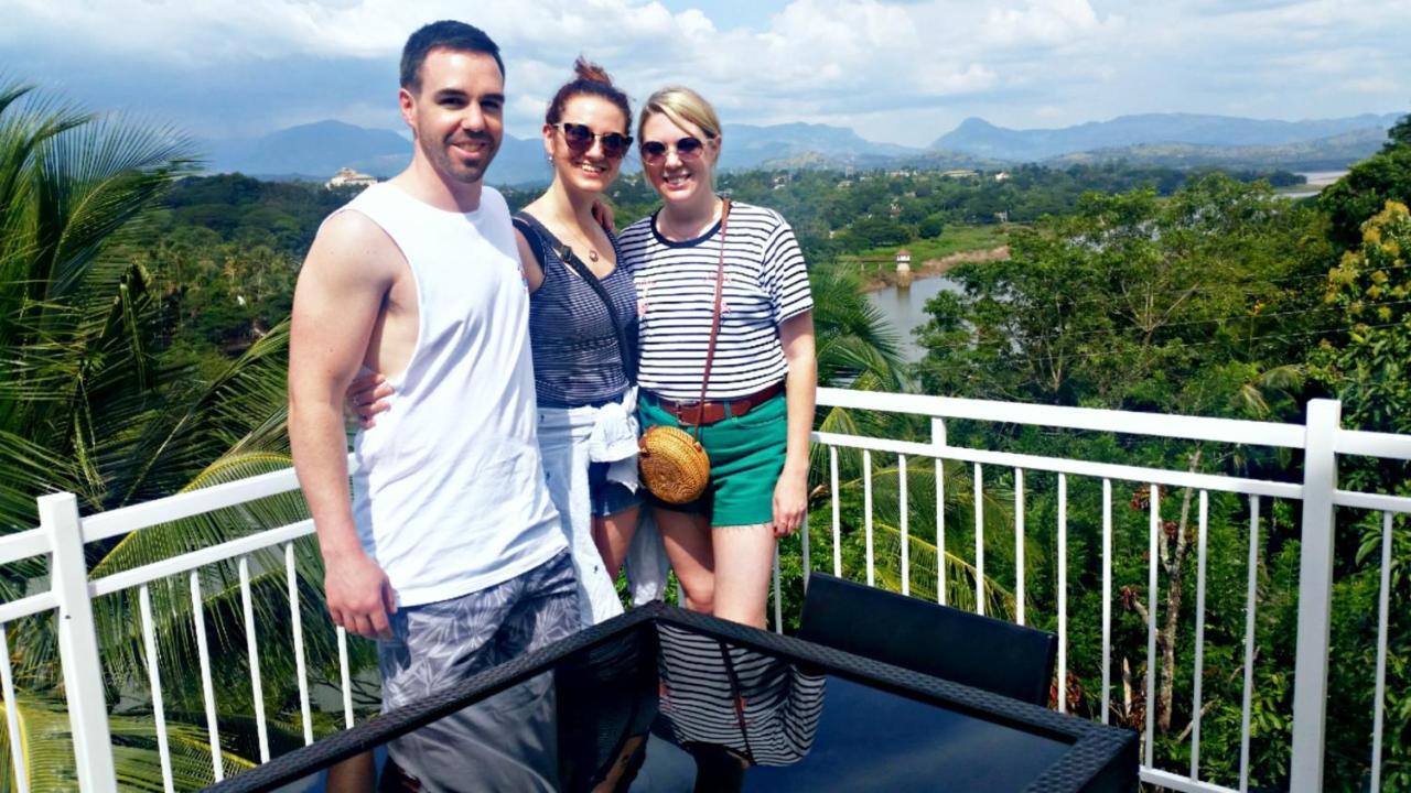 Mahaweli View Inn Kandy Dış mekan fotoğraf