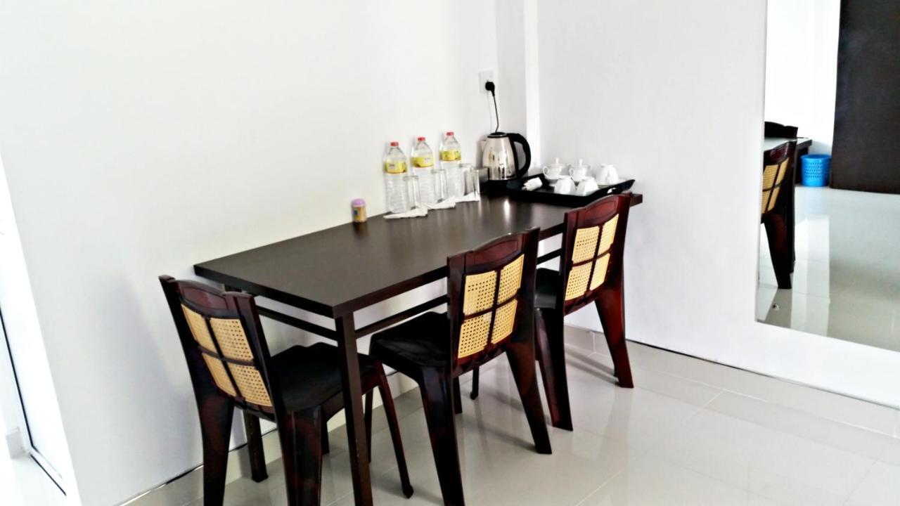 Mahaweli View Inn Kandy Dış mekan fotoğraf