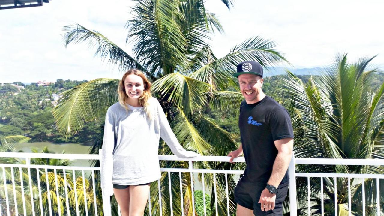 Mahaweli View Inn Kandy Dış mekan fotoğraf